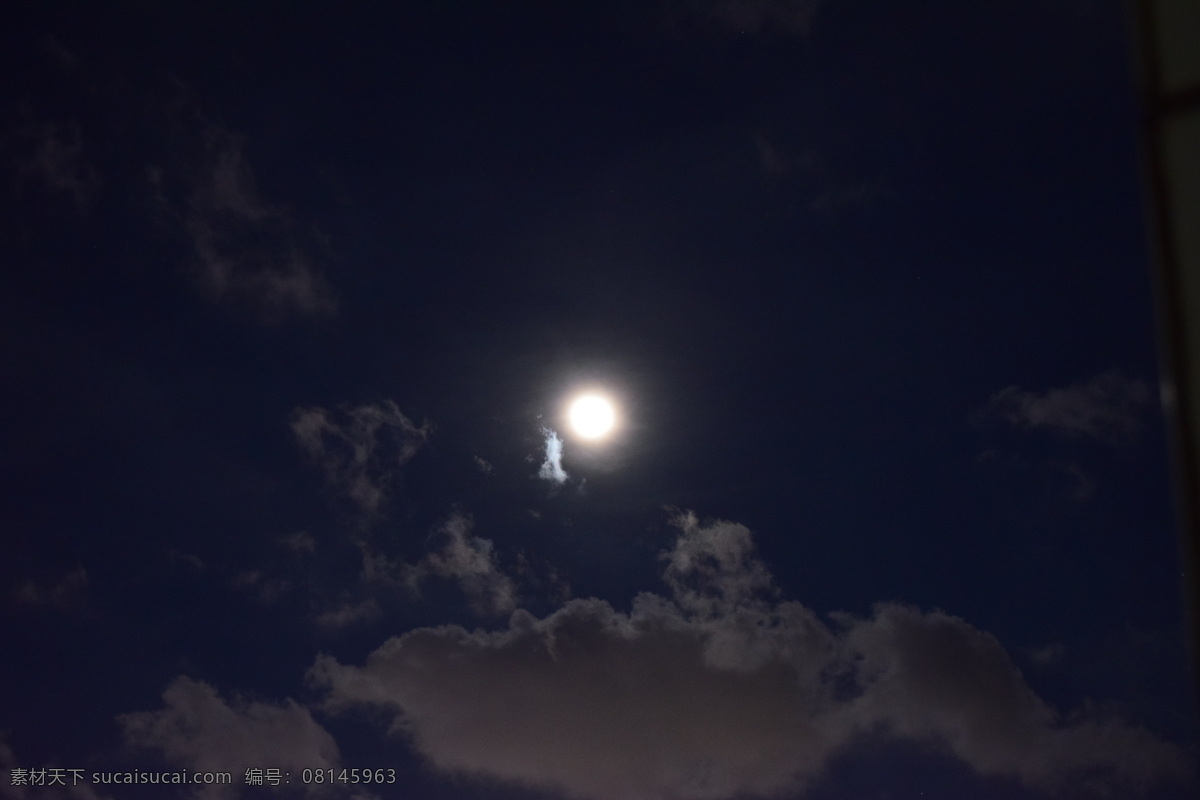 夜晚 月亮 月夜 晴朗的夜晚 明亮的月亮 皓月当空 明亮的夜晚 晚上 月 月亮照片 夜晚照片 月光 自然景观 自然风景
