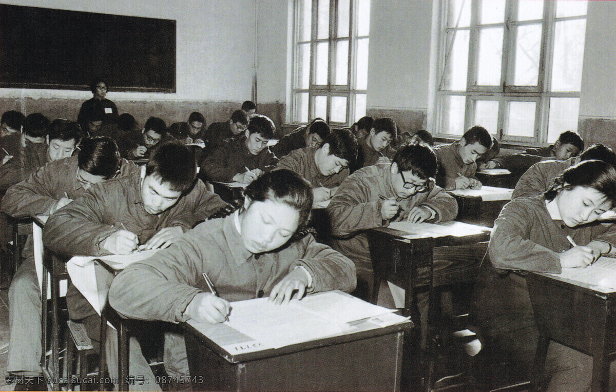 北京 考场 模糊 1977 文化大革命 恢复 高考 中国共产党 成立 发展 传统文化 文化艺术