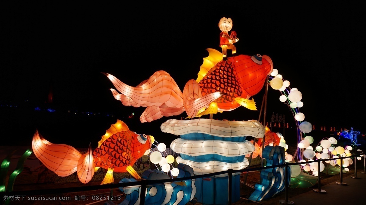 年年有余 2017 青岛 西海岸 春节 花灯会 灯笼 夜晚 美丽 鱼 祝福 玲珑 花灯 会 文化艺术 节日庆祝