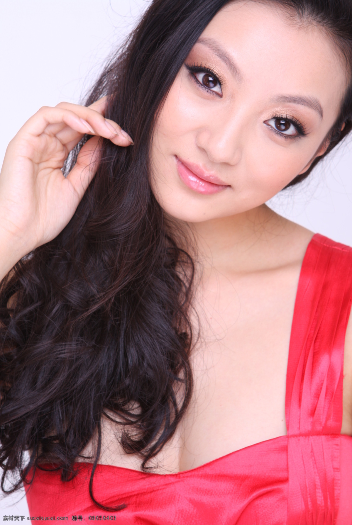 时尚 模特 女明星 女演员 歌手 大陆女星 港台女星 日韩女星 人像 女孩 长发 美腿 性感 妩媚 气质 妖娆 明星图片 人物图片
