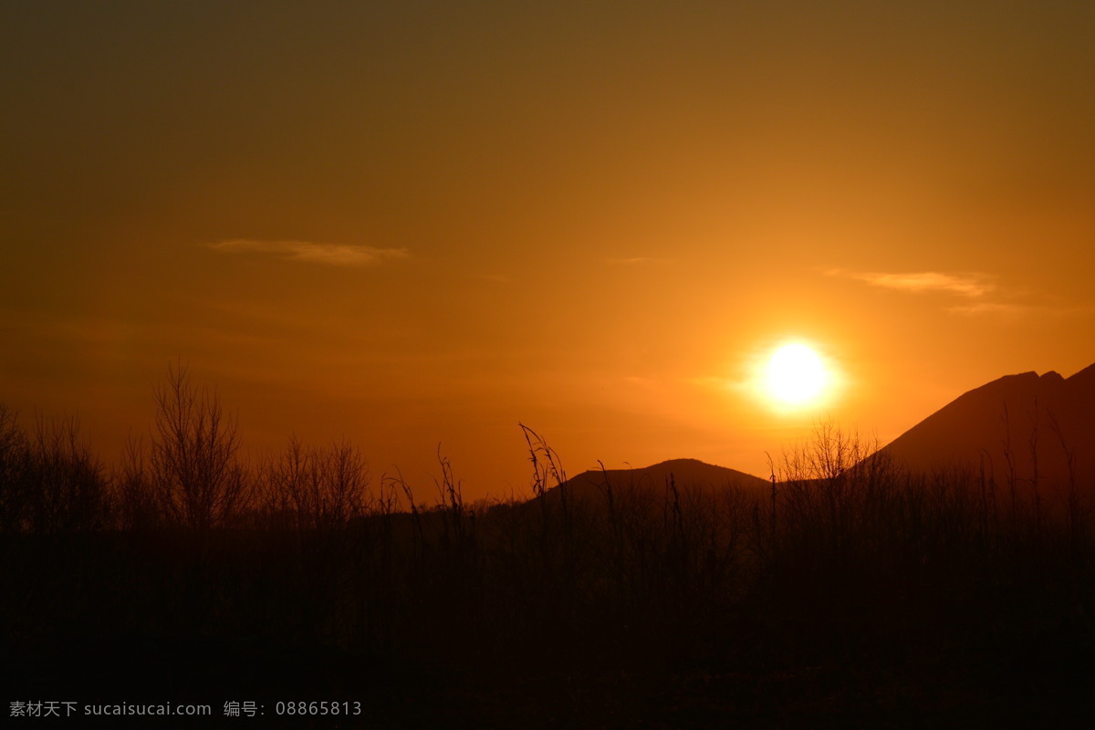 夕阳风景 夕阳 大地 山丘 树木 天空 田园风光 自然景观