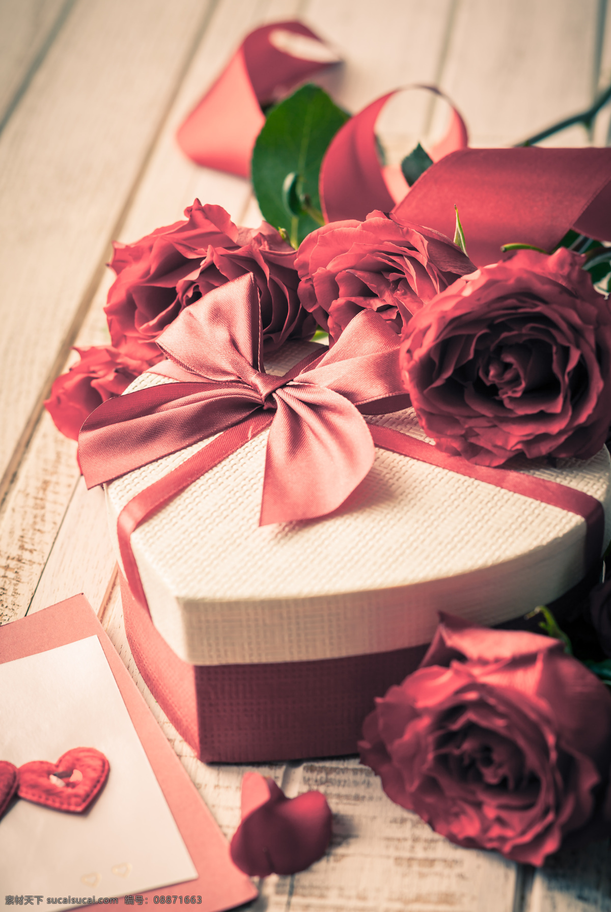 浪漫 玫瑰花 礼物 盒 高清 情人节 近景 特写 微距 心形