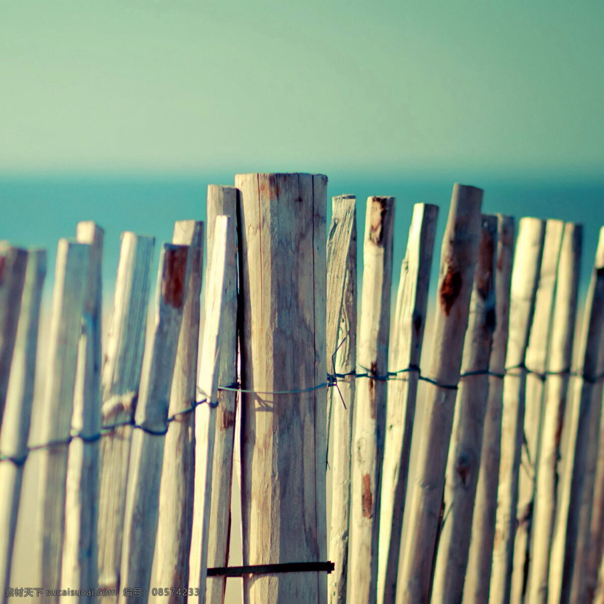 海边 栅栏 非 主流 非主流 静物 栏杆 木条 木头 木栅栏 围栏 唯美非主流 背景图片