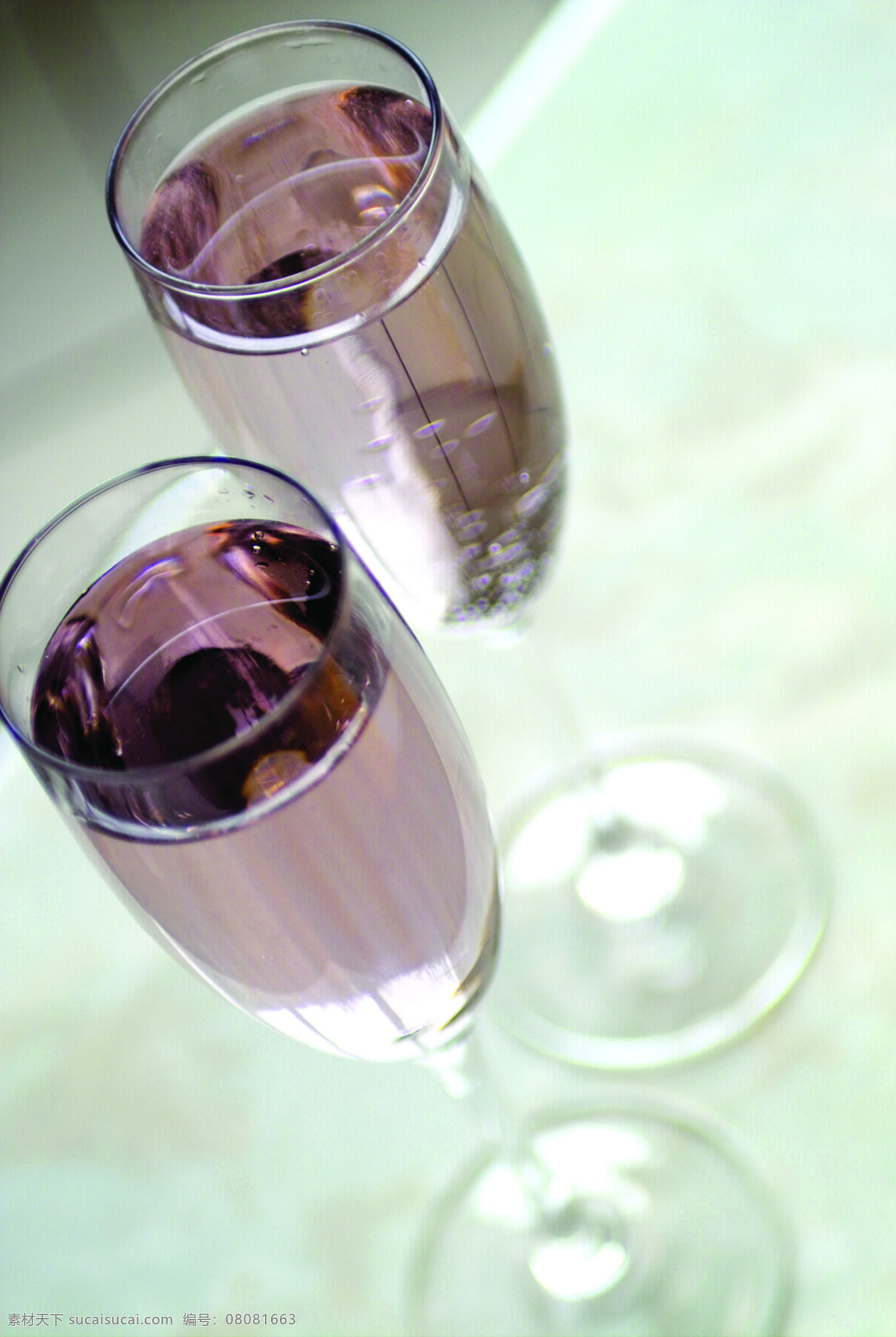 全球 首席 大百科 杯子 玻璃杯 调酒 果酒 酒 酒杯 品尝 品酒 话酒 风景 生活 旅游餐饮