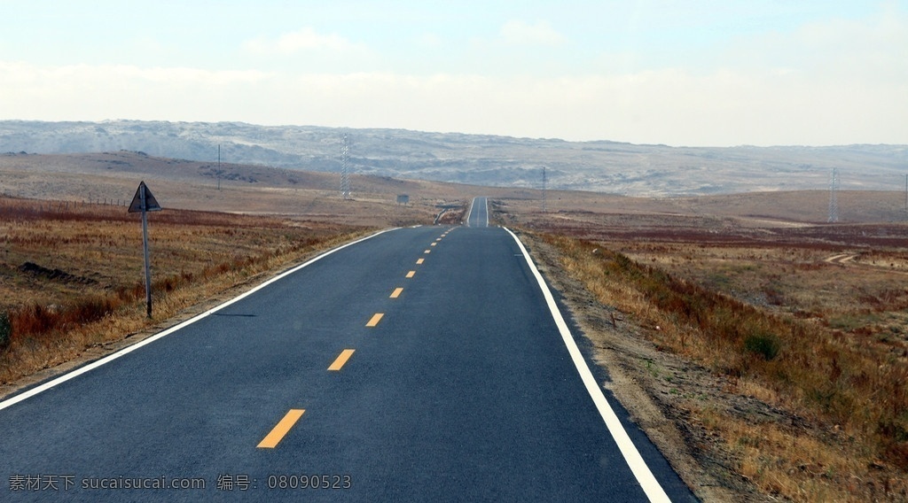 新疆公路 自然 自然景观 风景 大气 新疆 旅游 公路 蜿蜒 大地 山峦 地平线 国内旅游 旅游摄影
