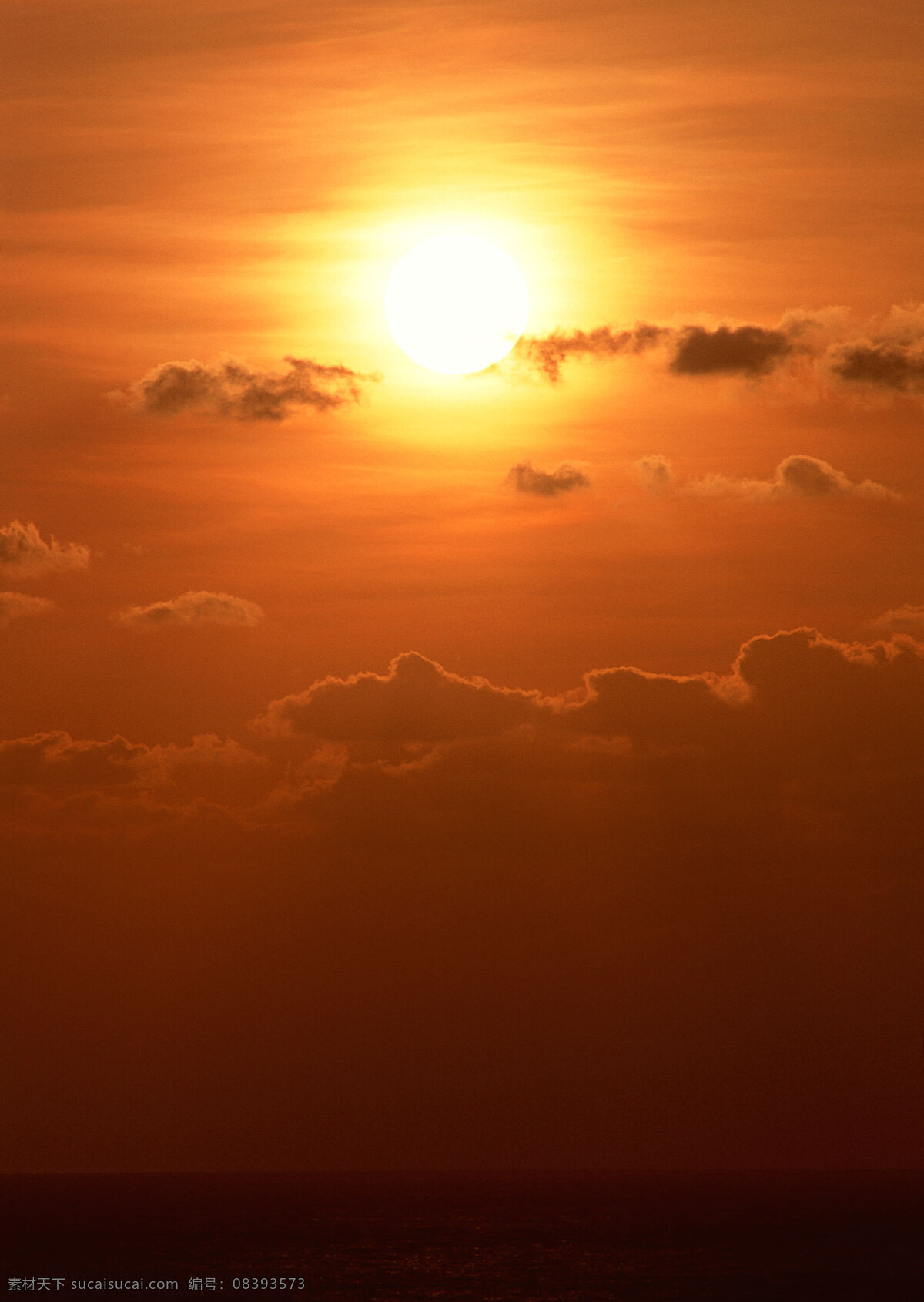 红日当空图片 自然风景 自然风光 自然景观 天空 红日 太阳 船 海水 大海 海面 波光粼粼 清晨 日出 摄影图库
