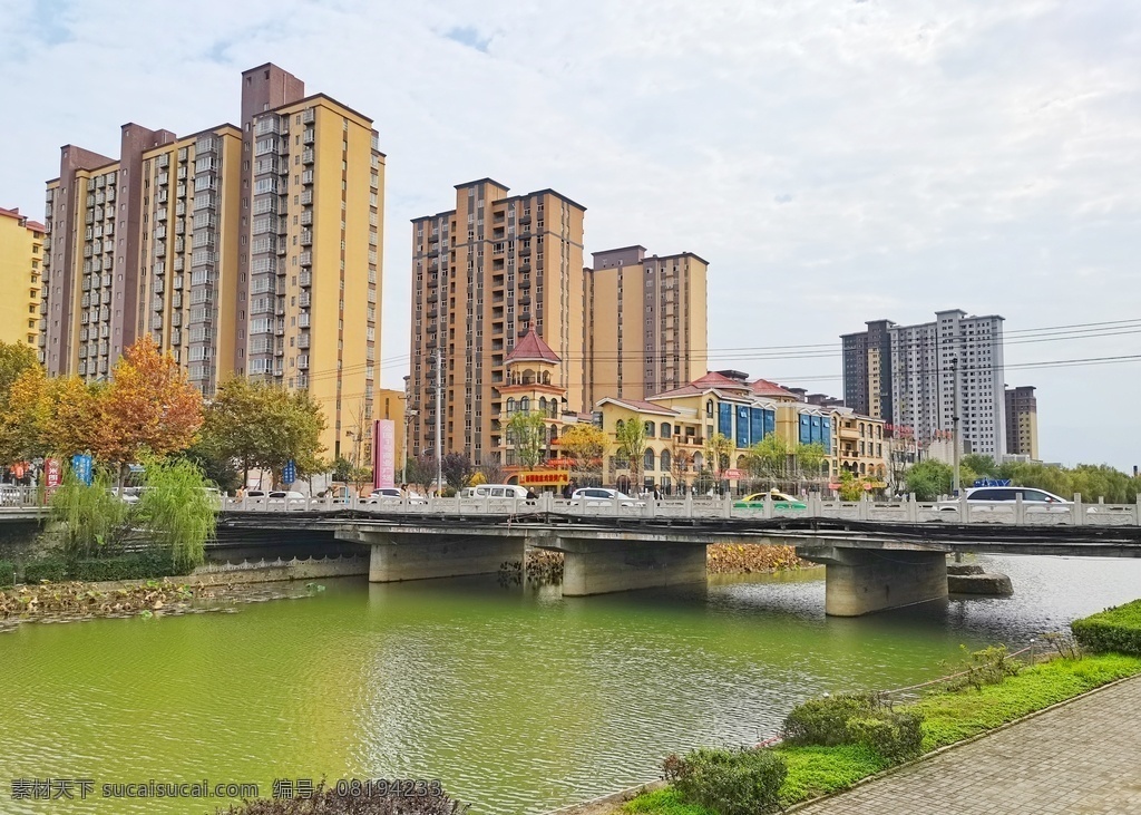 深秋 时节 河道 美景 美丽 高楼 天空 河流 多娇江山 自然景观 自然风景