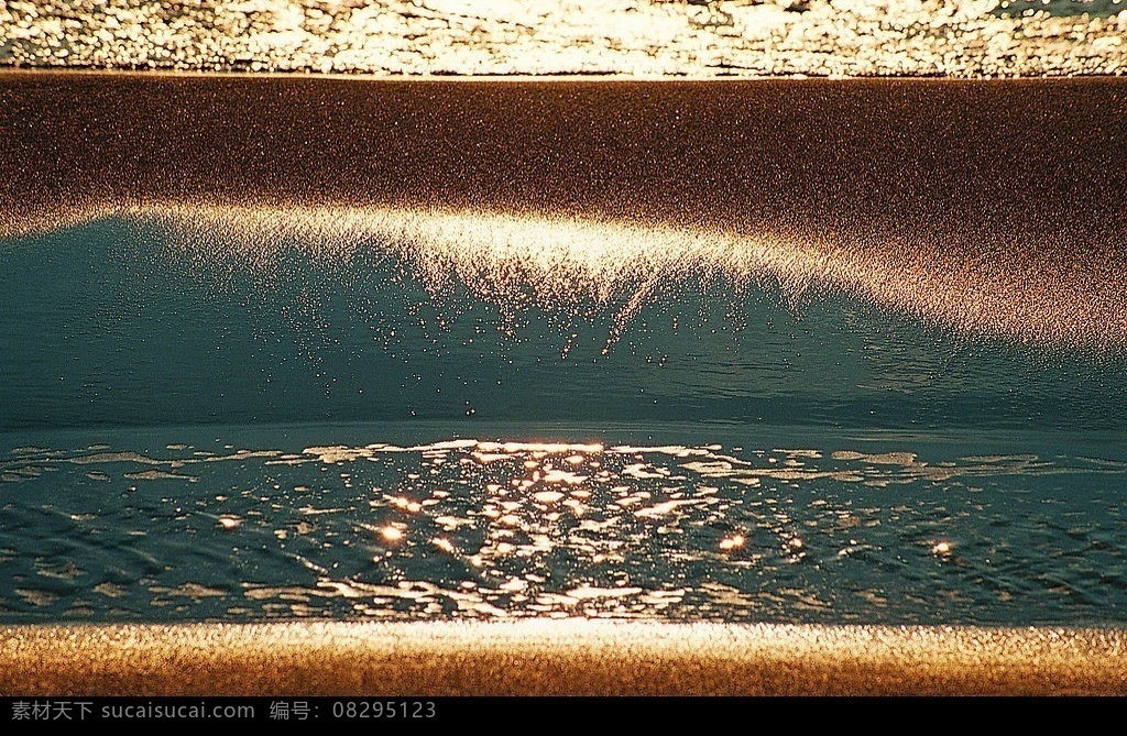 黄昏中的海洋 黄昏 海洋 沙滩 金色海洋 自然景观 自然风景 摄影图库