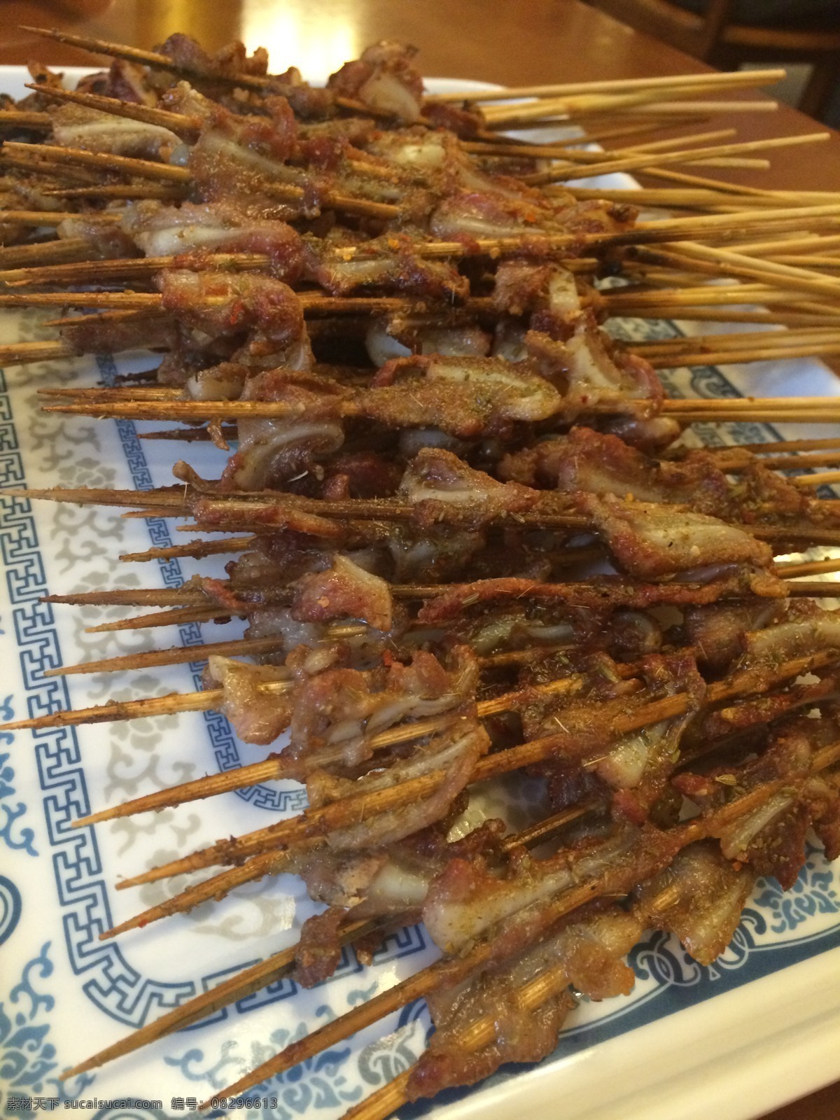 烧烤 脆骨 羊肉串 撸串 聚会 好吃 美食 传统 东北 传统美食 餐饮美食