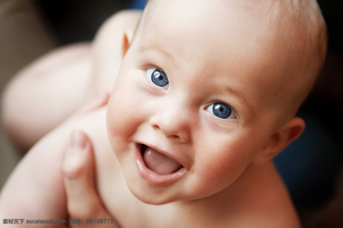 蓝 眼睛 可爱 男婴 婴幼儿 外国婴幼儿 蓝眼睛 微笑 漂亮 专题 写真 儿童图片 人物图片