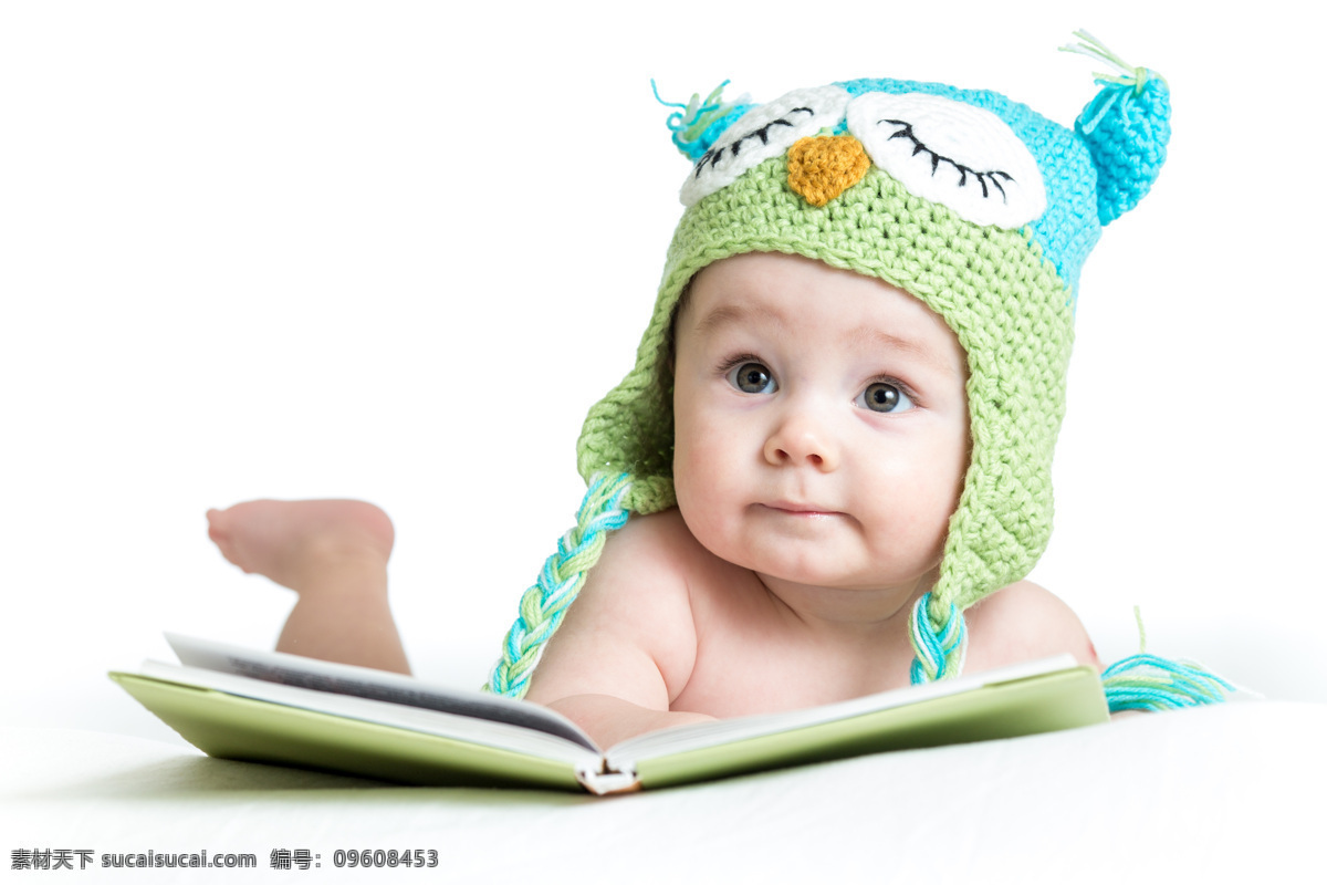 baby 婴儿 外国 猫头鹰 小孩 儿童 看书 人物图库 儿童幼儿