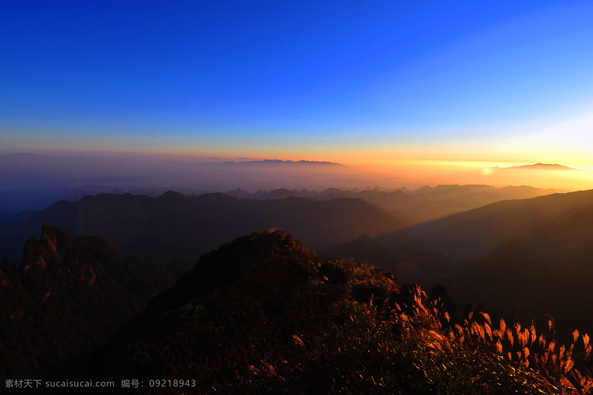 朝霞 蓝天 日出 云雾 自然风景 自然景观 莽山 莽山日出 郴州 内蒙古 额济纳 胡杨 psd源文件