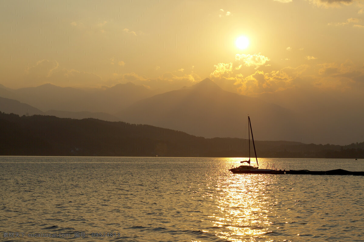 美丽 大海 风光 海面 黄昏 落日 夕阳 晚霞 美丽风景 摄影图 山水风景 风景图片
