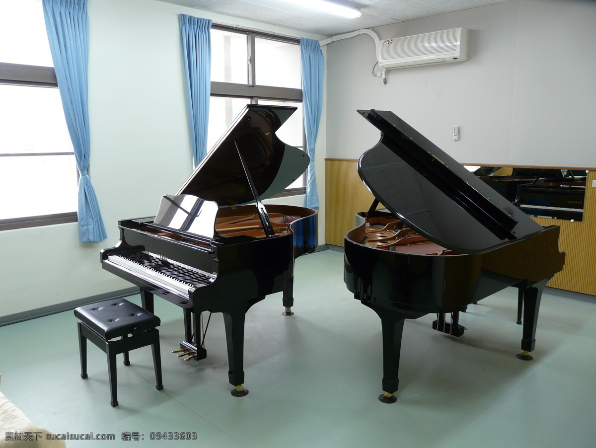 钢琴 高贵 歌 古典 教室 教学 经典 空调 室内 培训 学习 音乐 爱好 琴 曲 优美 生活素材 生活百科 psd源文件