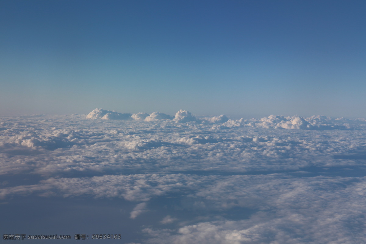 万米 飞机 高空 晴朗 云海 自然风景 自然景观 一万米 奇妙 矢量图 日常生活