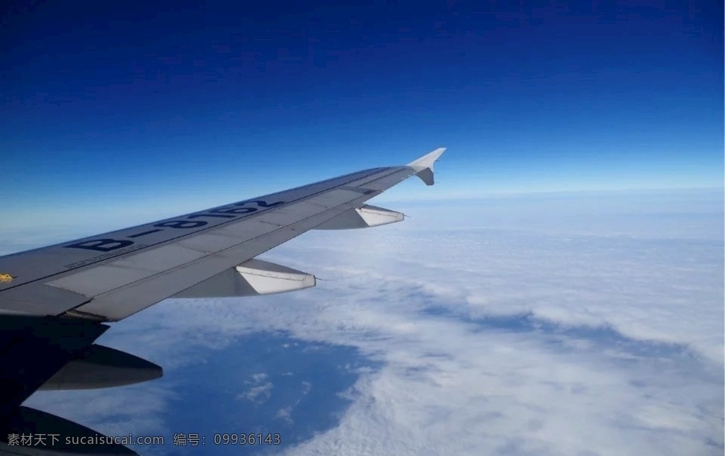 云层 天空 飞机 空旷 视野 四川航空 航空 白云 蓝色 白色 红色 现代科技 交通工具