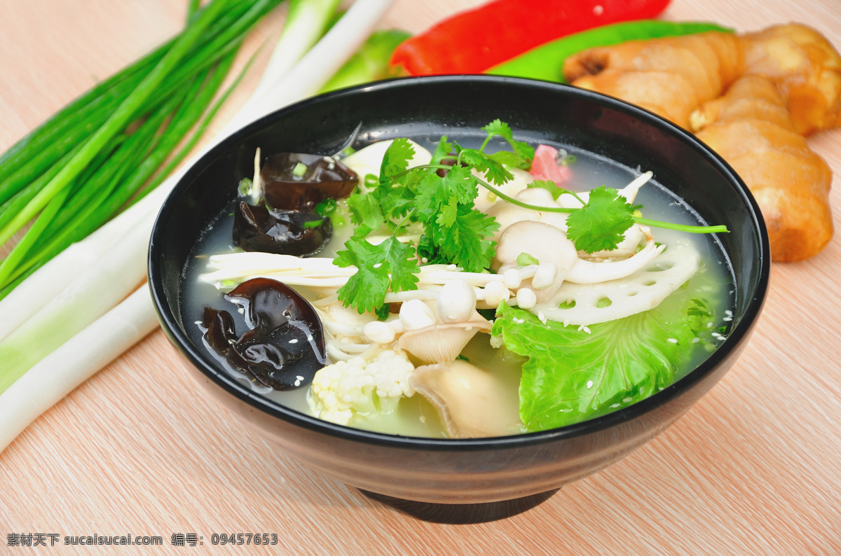 四川冒菜菌菇 四川冒菜 地方菜 麻辣烫 冒菜 小吃 汤菜 捞菜菌菇 传统美食 餐饮美食