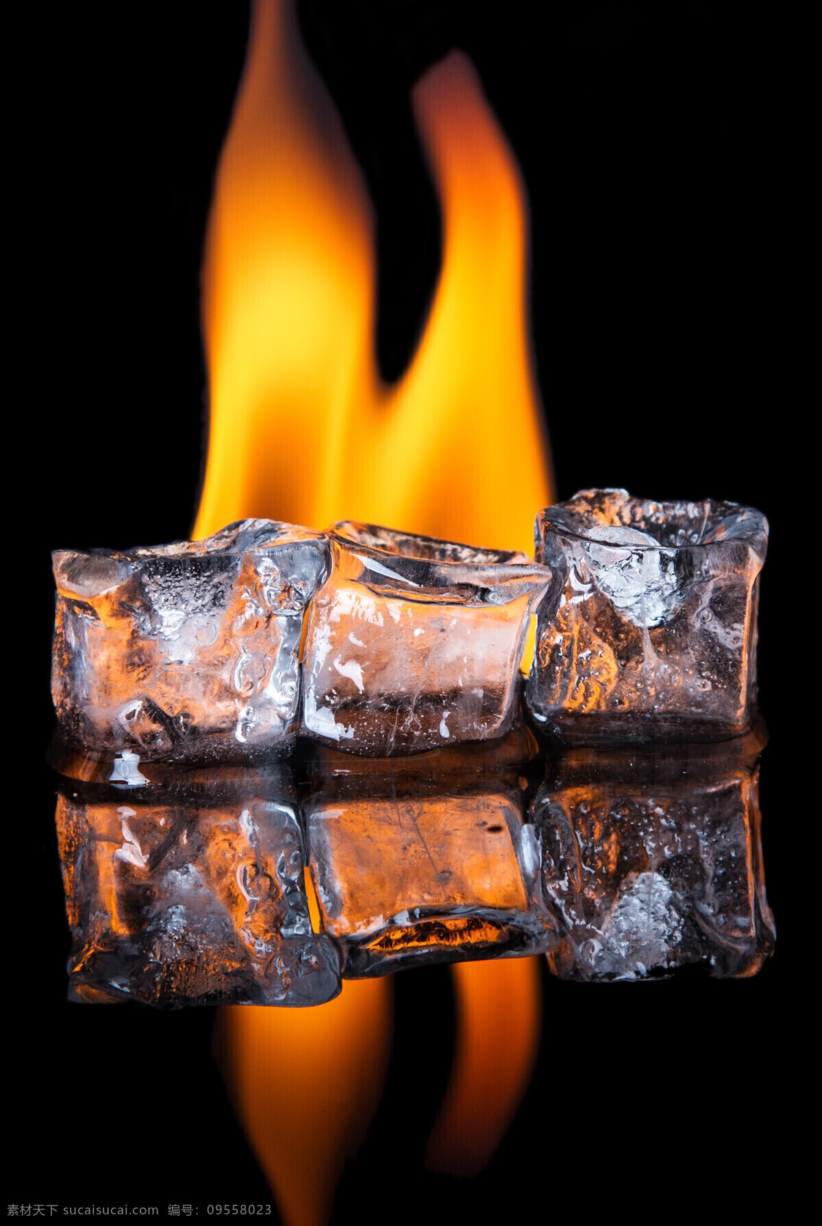 火焰 背景 冰块 火焰背景 冰 冰块摄影 冰水烈火 生活百科 黑色