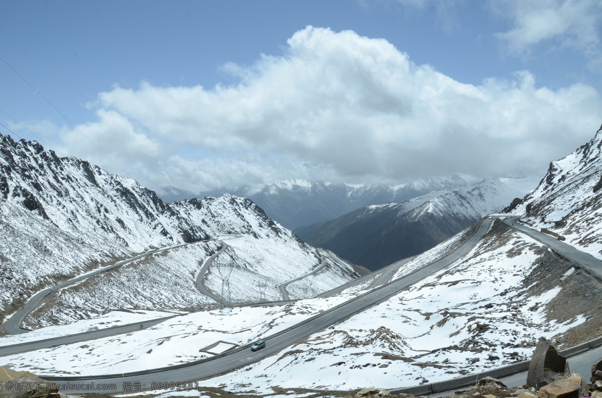 巴郎山 雪山 公路 蜿蜒 蓝天 白云 远方 自然景观 自然风景