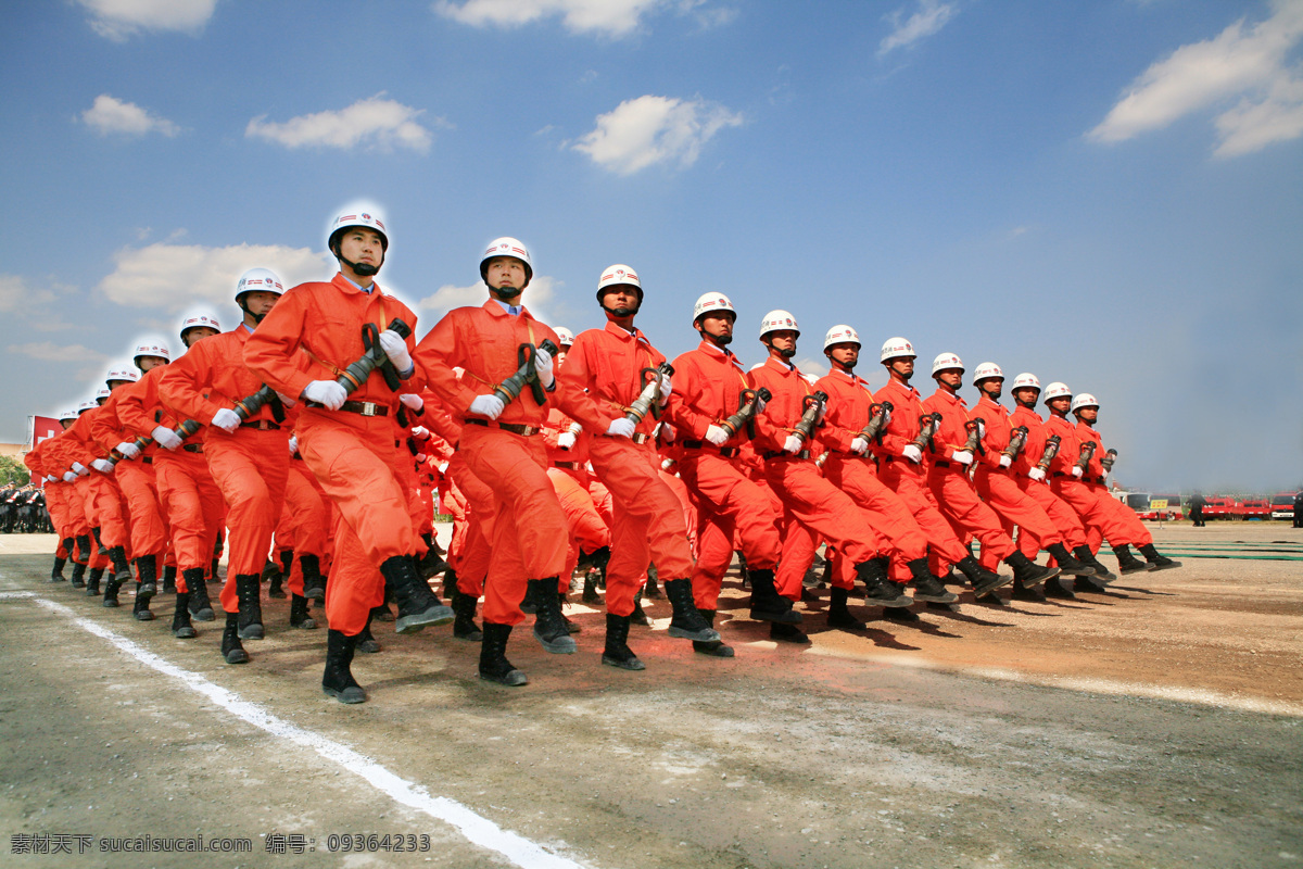 消防兵 消防 蓝天 大地 人民英雄 消防战士 队伍 红色 职业人物 人物图库