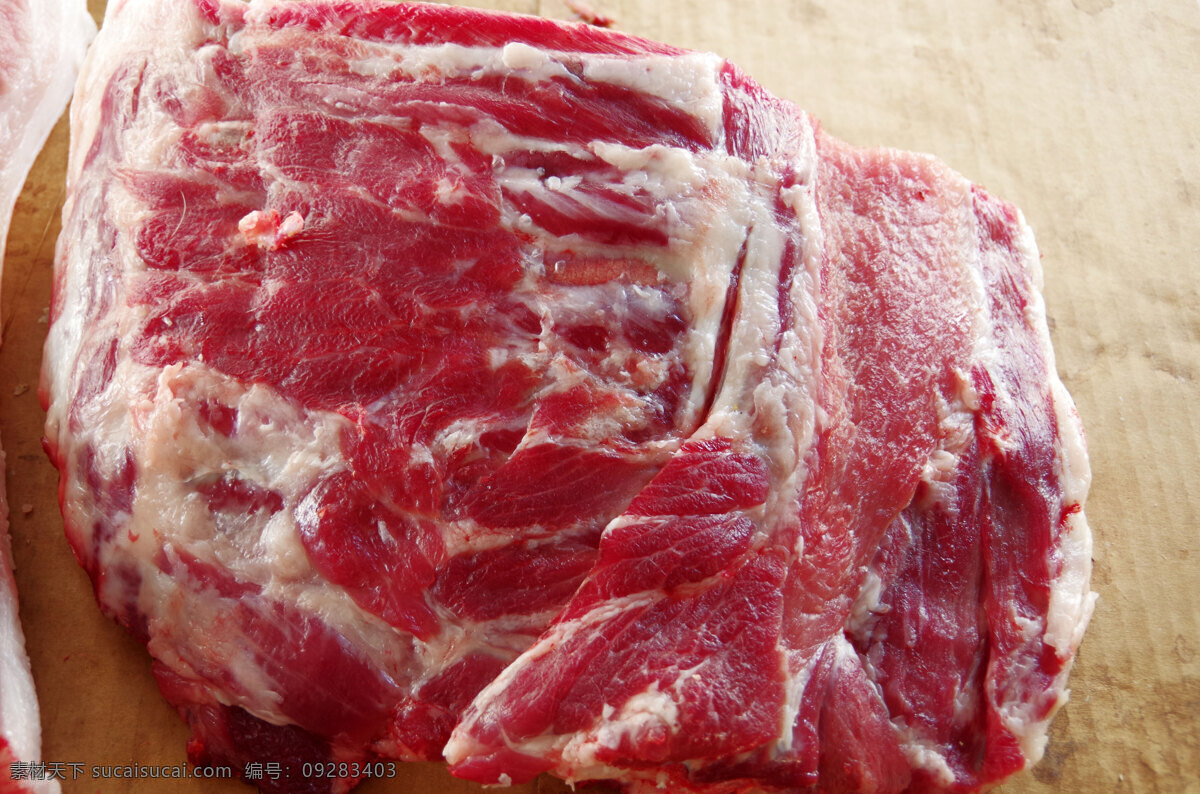 猪肉 大众肉食品 大肉 三层肉 五花肉 家猪肉 新鲜肉 菜场肉 市场肉 超市肉 生物世界 蔬菜