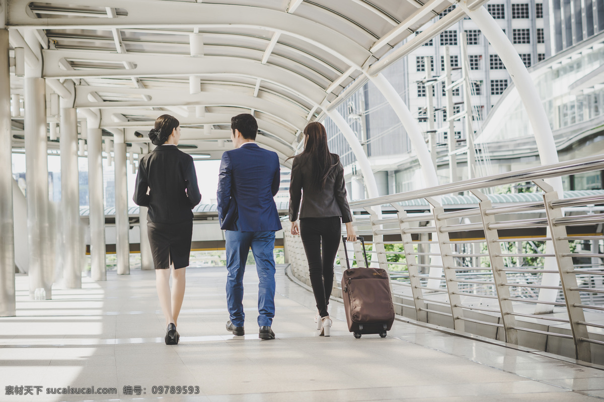 商务人士出发 商务人士开会 商务人士出差 商务人士洽谈 拉杆箱 回家 谈生意 谈业务 商务合作 白领 上班族 人物卡通 人物图库 职业人物