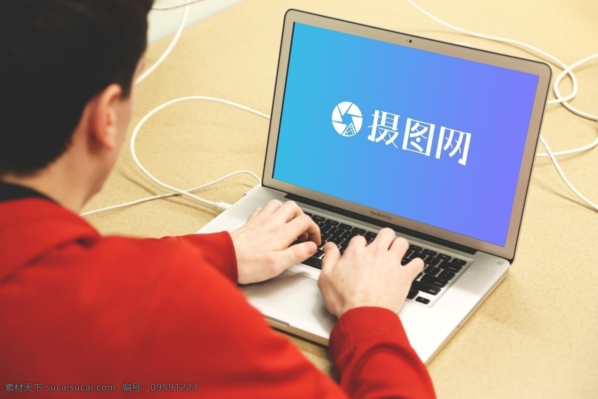 手持 手机 电脑 人 电子设备 样机 白色苹果手机 白色 笔记本 手机样机 苹果 iphone 手机素材 倾斜 简约电子设备 国行 样机素材 电子设备样机