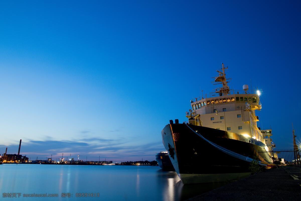 船头 船舶 水 旅行 海洋 假期 轮船 海面 海水 大船 船风景 船背景 船桌面背景 船特写 现代科技 交通工具