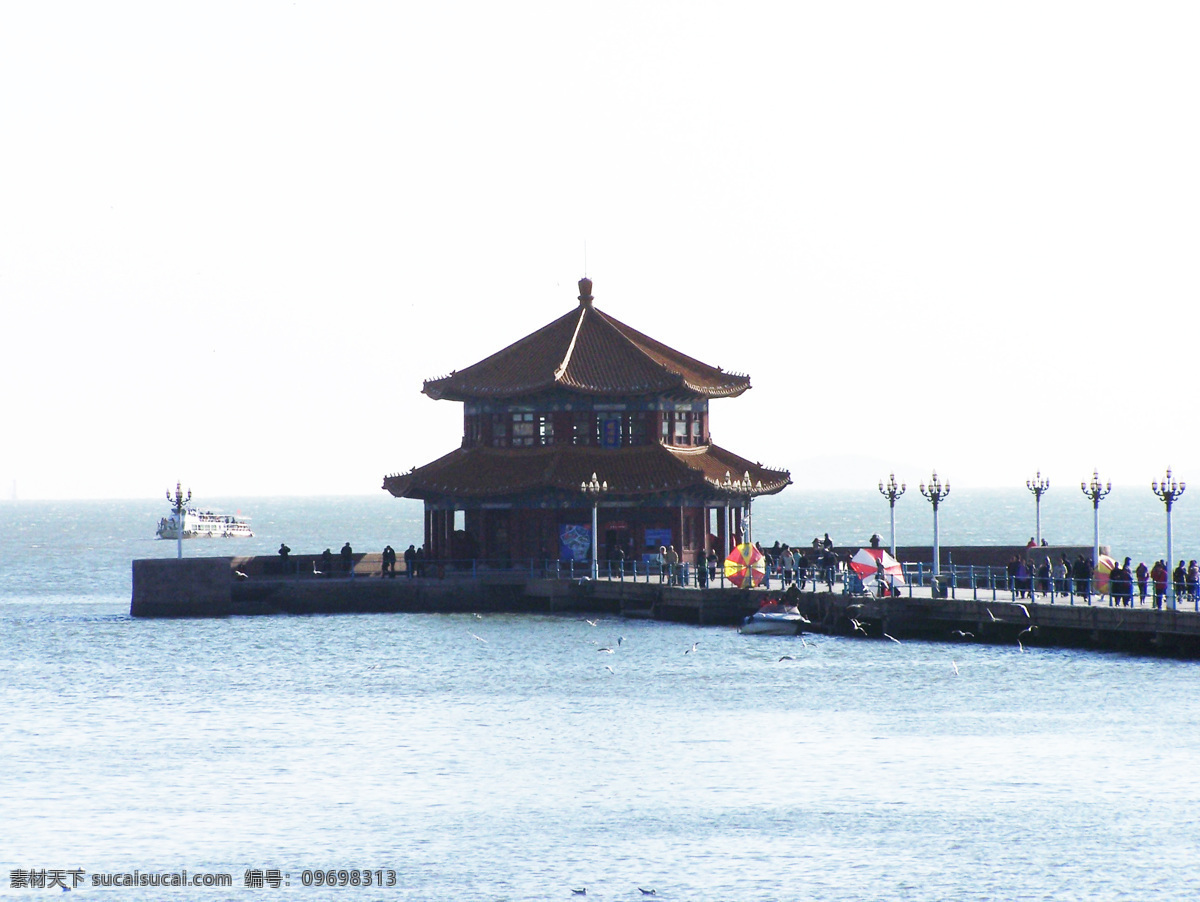 青岛栈桥 塔 桥 栈桥 海 海上 蓝色 建筑 风景 风光 高清摄影 建筑园林 建筑摄影