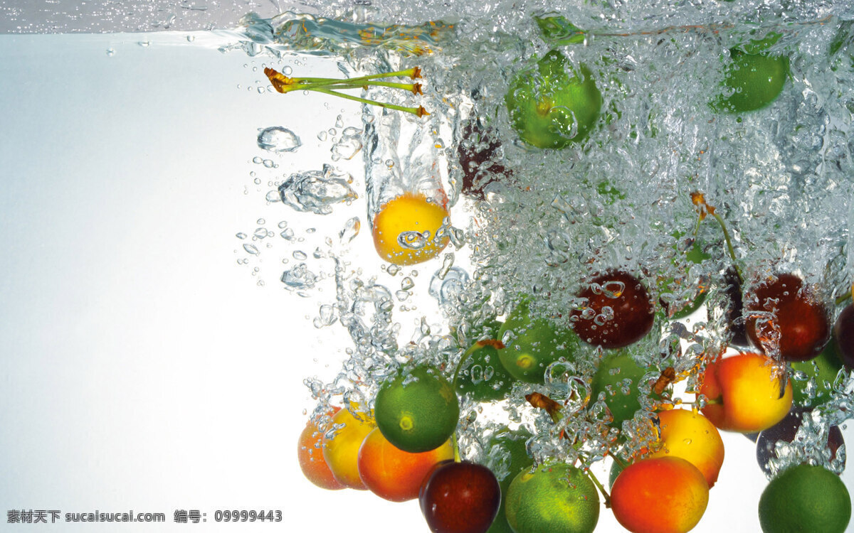 水中水果 橙子 动感水 高清水果 红色 黄色 绿色 柠檬 苹果 青柠檬 水果 水 水果摄影 水果背景 动态水 水果特写 例子 绿柠檬 风景 生活 旅游餐饮