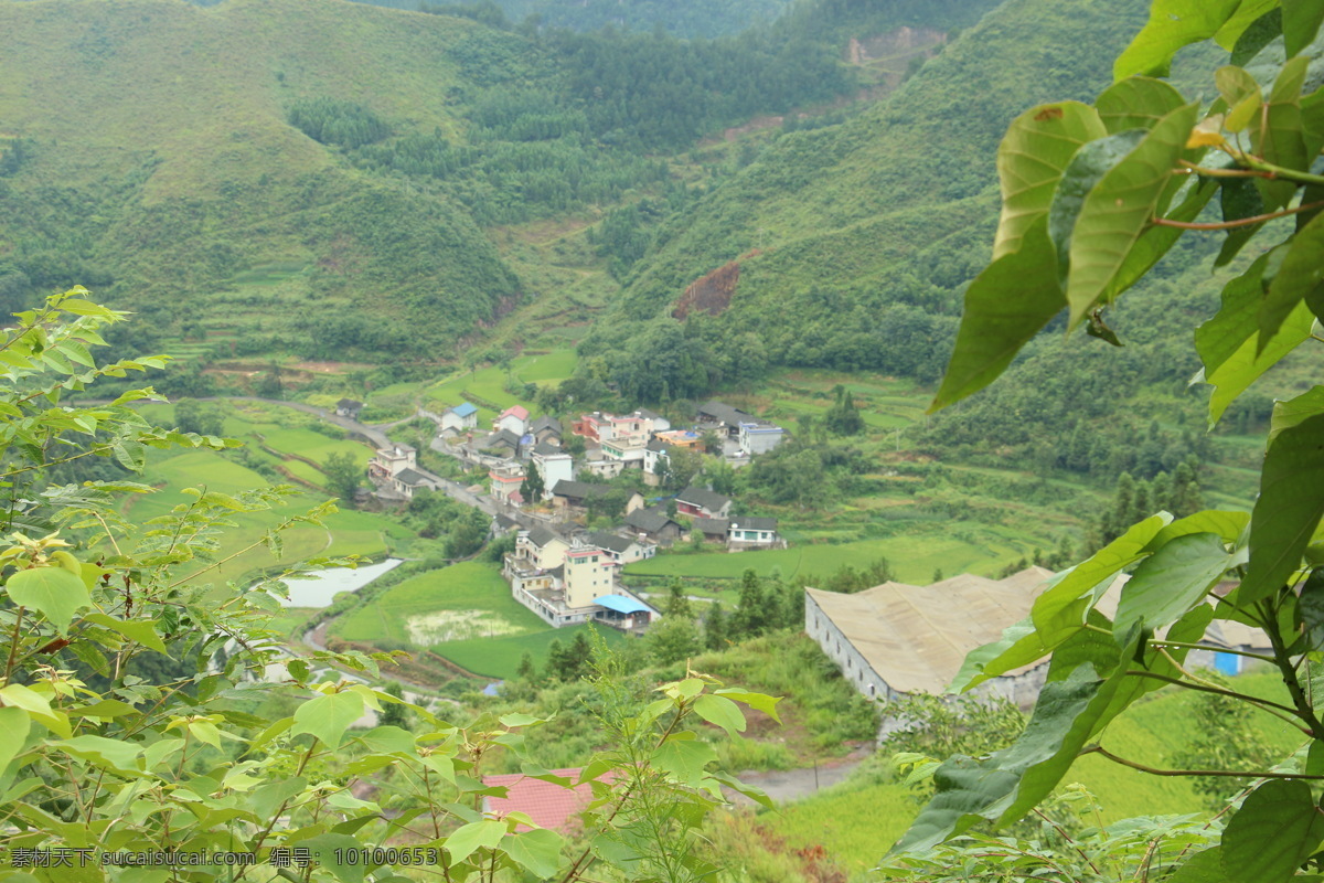 小村庄 村庄 树 山林 美丽 山间 国内旅游 旅游摄影