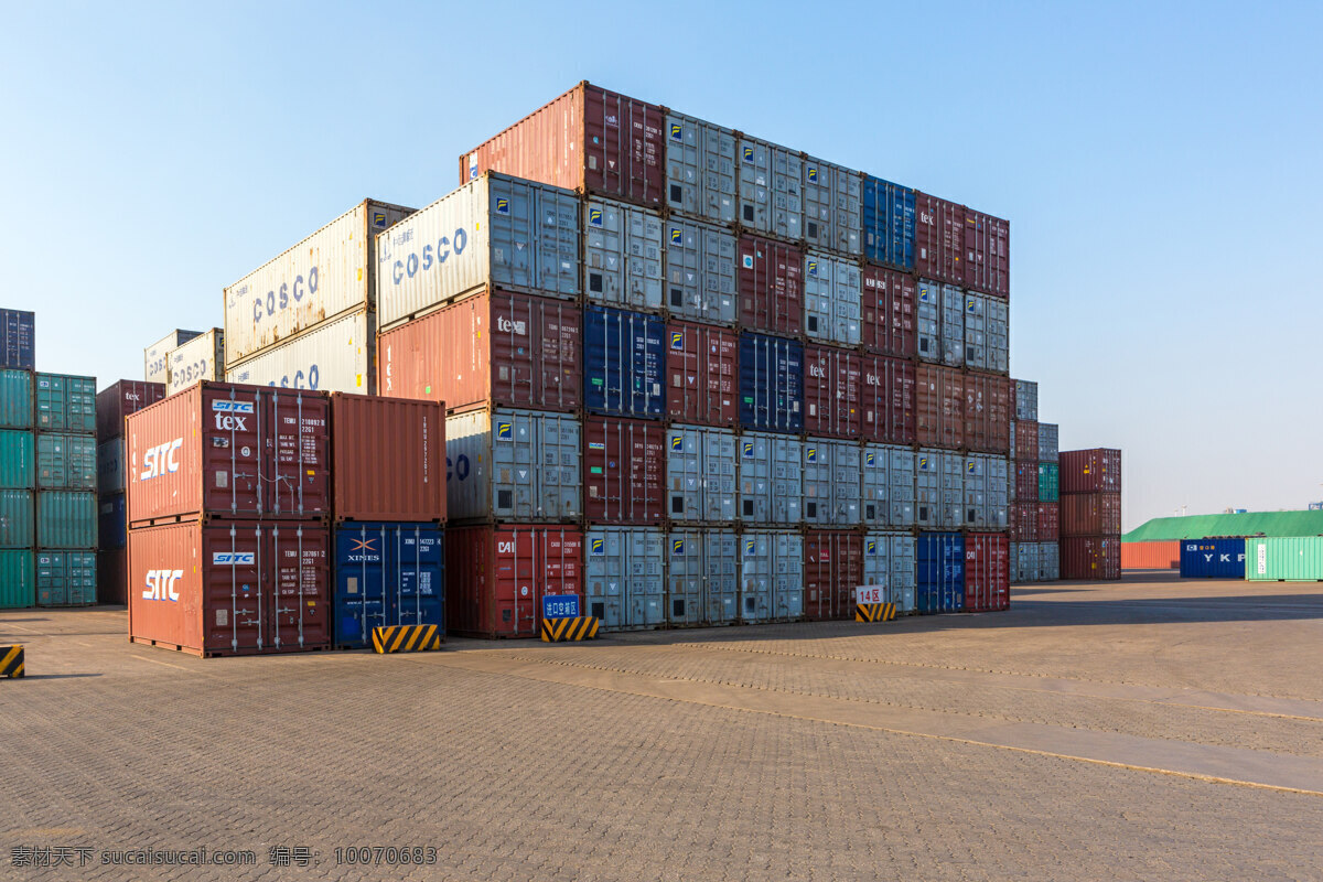 港口 码头 集装箱 机械 船务 工业生产 现代科技