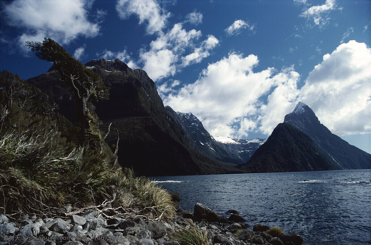 自然风景 山景 山峰 山 山峦 高山风景 雪山 湖泊 湖 大海 美丽风景 生态环境 山水风景 风景图片