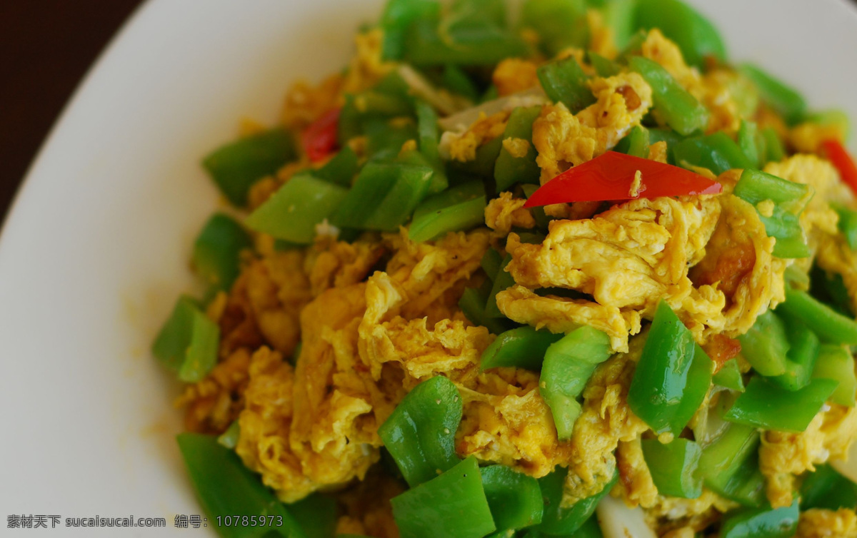 青椒炒蛋 尖椒炒蛋 鸡蛋炒辣椒 尖椒 炒蛋 家常 美味 美食 传统美食 辣椒炒蛋 餐饮美食