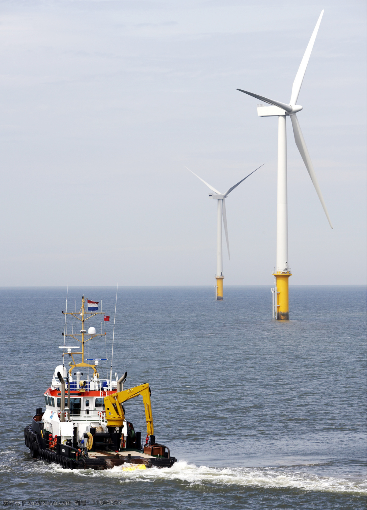 海面上的风车 风车 轮船 绿色环保发电 工业生产 现代科技