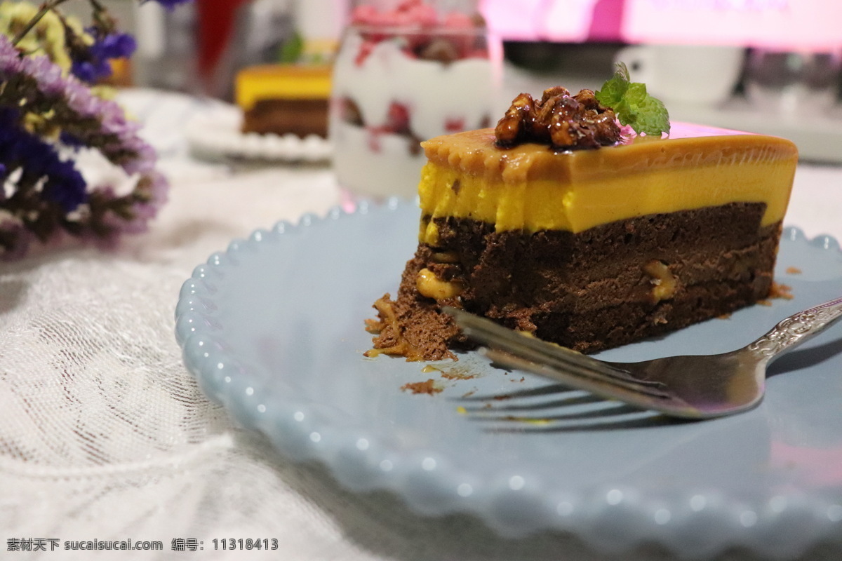 网红蛋糕 蛋糕 奶油 奶油蛋糕 水果蛋糕 甜品 生日快乐 生日蛋糕 糕点 美味的甜点 蛋糕定制 蛋糕店 蛋糕预定 裱花蛋糕 西式糕点 餐饮美食 西餐美食