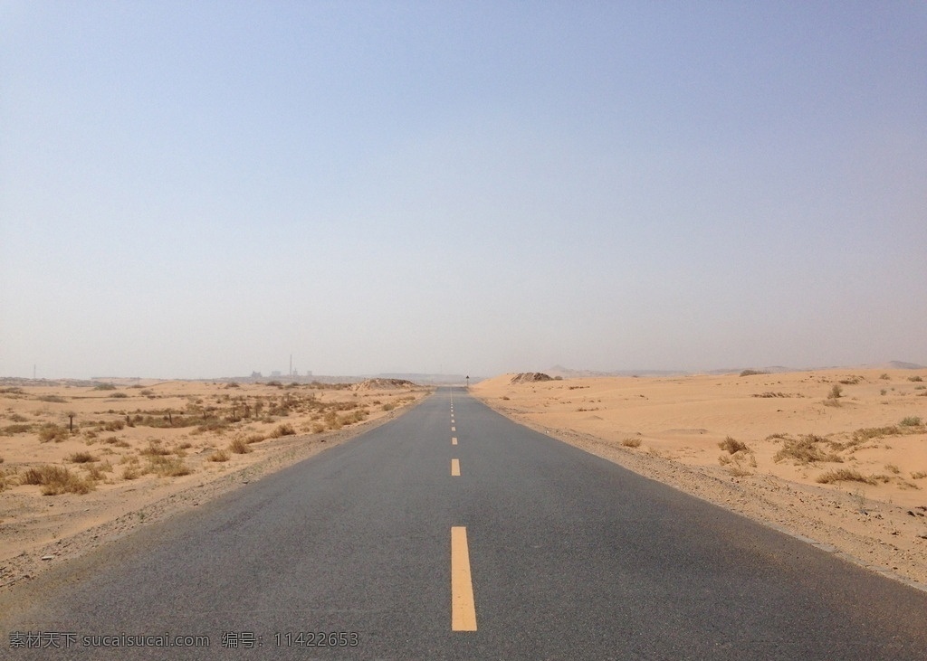 沙漠公路 公路 沙漠 天际 地平线 黄沙 旅游摄影 自然风景