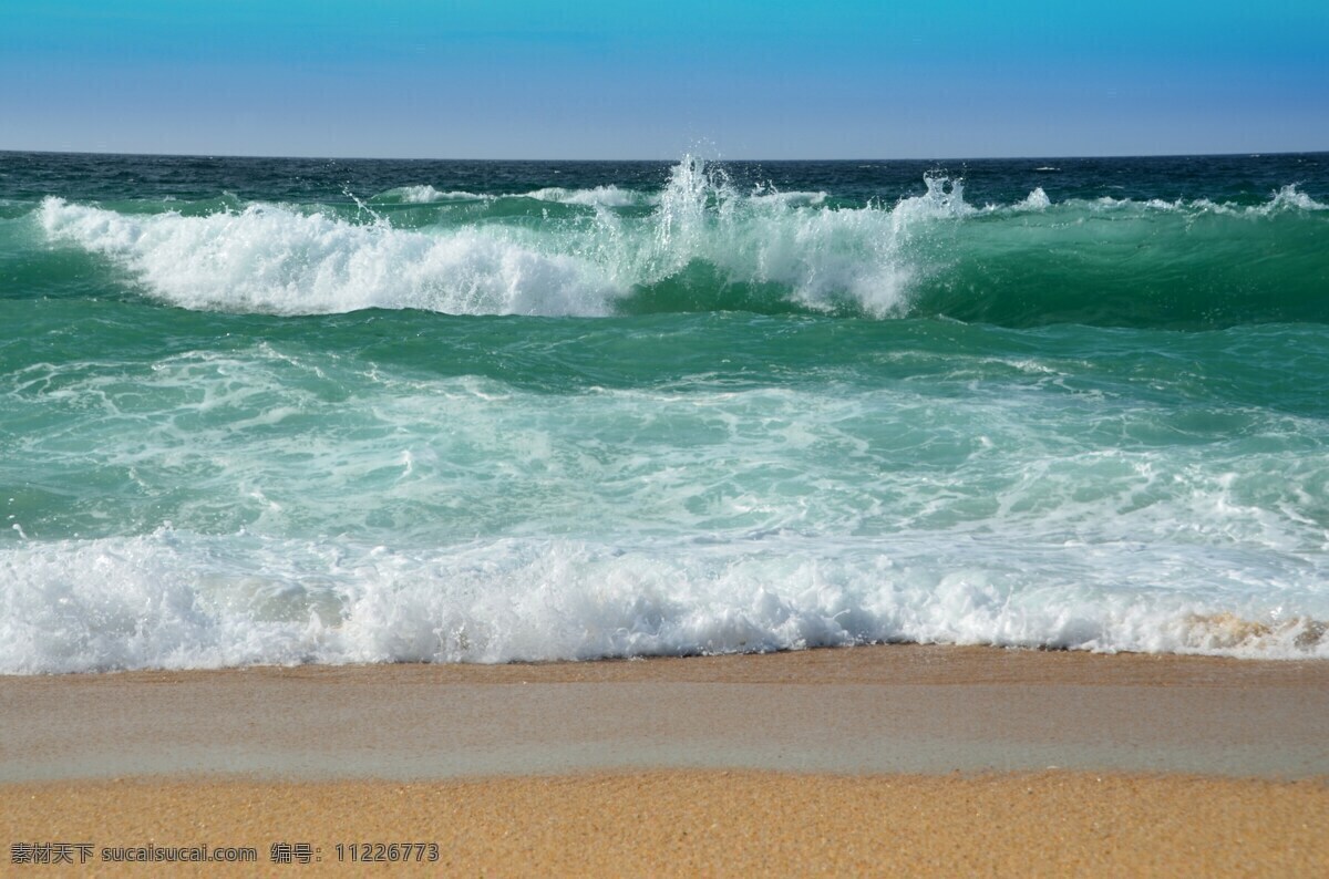 海洋 蓝色海水 蓝色海洋 天空 蓝天 海浪 浪花 沙滩 海滩 自然景观 风景风光 云霞 云彩 礁石 海潮 白云 蓝色海洋图片 旅游摄影 国内旅游