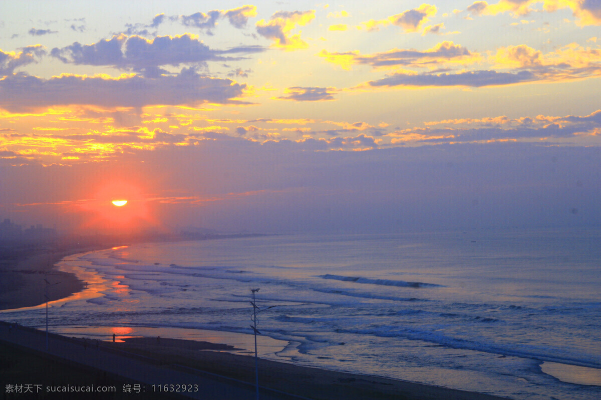 大海 日出 大海日出 光芒 海边 海浪 海滩 山水风景 太阳 云彩 山水剪影 自然景观 psd源文件