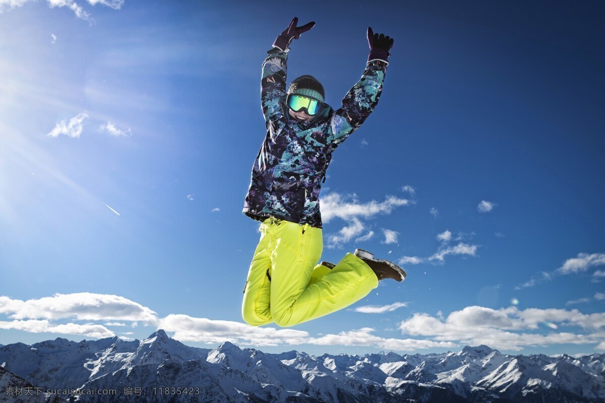 雪山 飞越 运动员 滑雪运动员 滑雪场风景 美丽雪景 雪山风景 体育运动 滑雪图片 生活百科