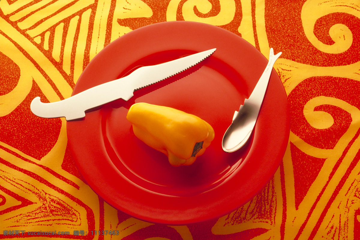 辣椒 静物 盘子 生物世界 蔬菜 红盘子 创意小刀 创意勺子