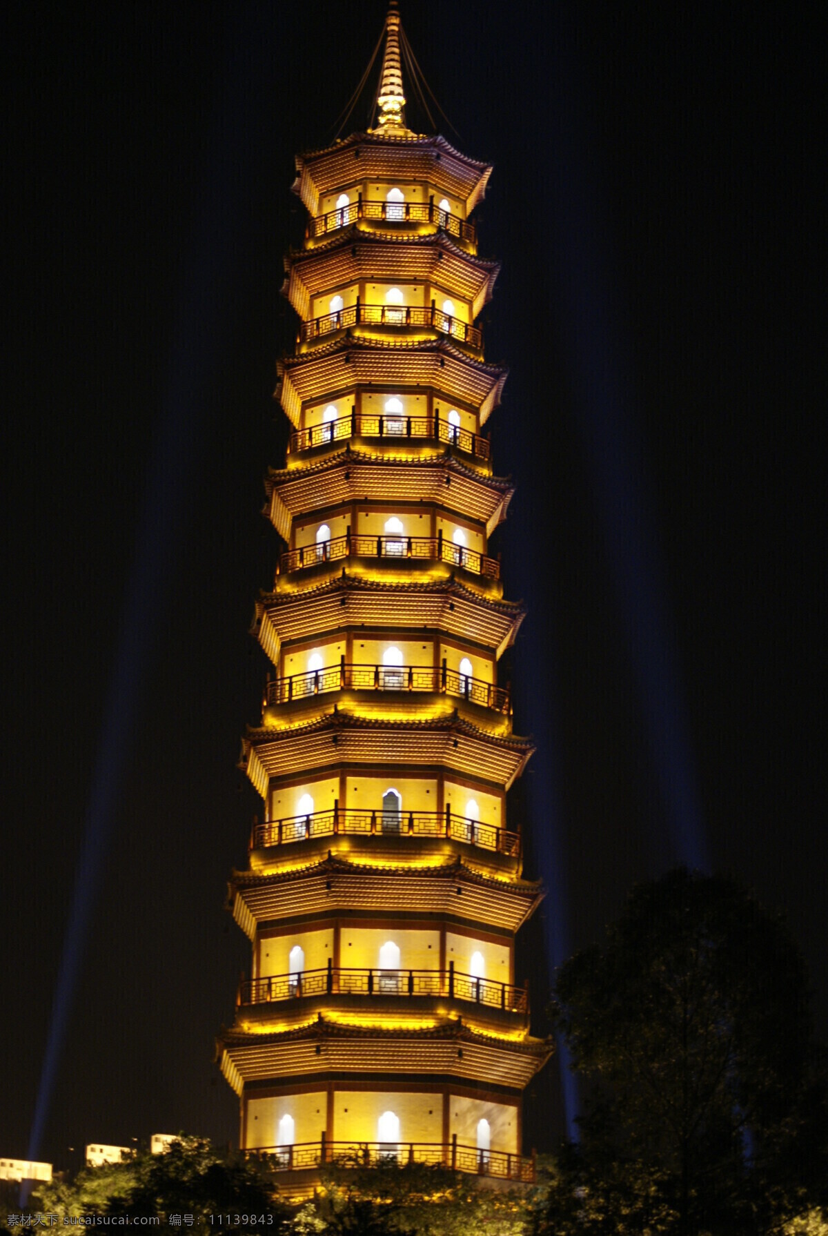 夜幕 彩灯 城市 灯光 都市 节日庆祝 文化艺术 夜景 灯色 夜色 广州灯光节 灯光节 家居装饰素材 灯饰素材