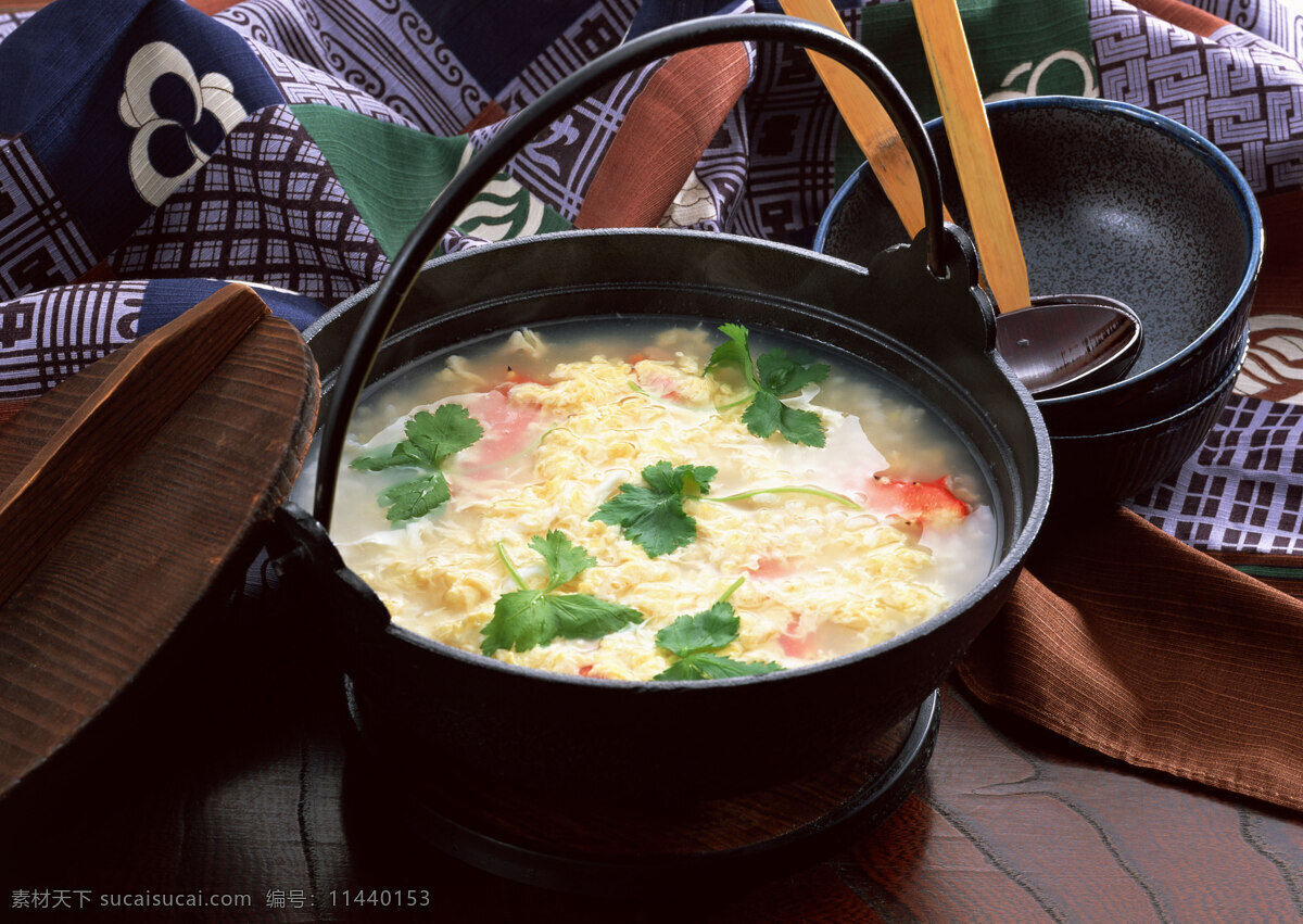 藩茄鸡蛋汤 番茄蛋汤 西红柿 鸡蛋 煎蛋 美食 食物 餐具 砂锅 铁锅 陶瓷碗 美食摄影 餐饮美食 传统美食