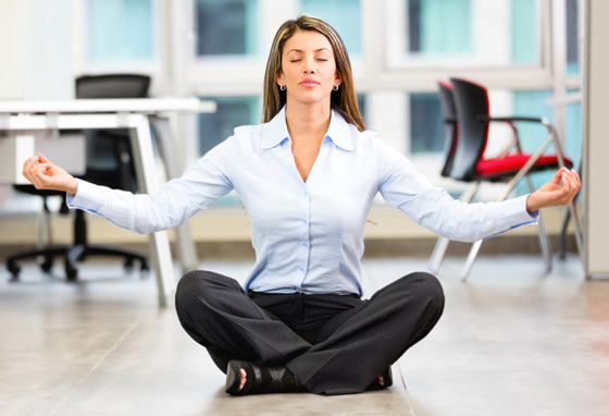 办公室 瑜伽 高清 白领 长发 健身 静坐 女性 运动 职场 减压 anmin