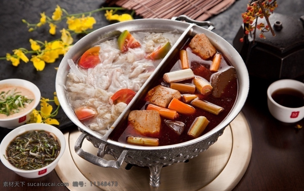 鸳鸯火锅 双味火锅 火锅 时尚火锅 精品火锅 鱼锅 冬季美食 鸳鸯锅 海鲜火锅 海鲜 清汤 涮羊肉 锅底 涮锅子 肥羊 美食 菜品 大全 餐饮美食 传统美食