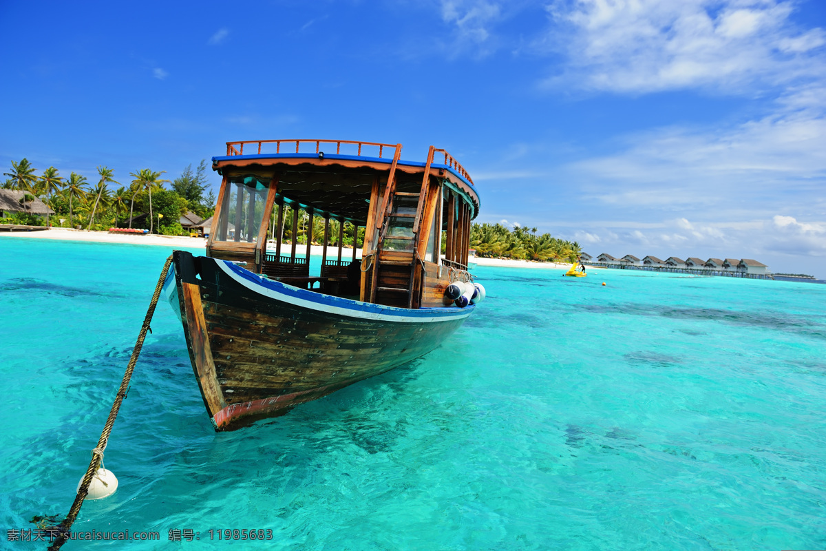 马尔代夫风光 渔船 小船 海岛 马尔代夫 岛礁 海洋 大海 人文 风情 自然景观 风景名胜