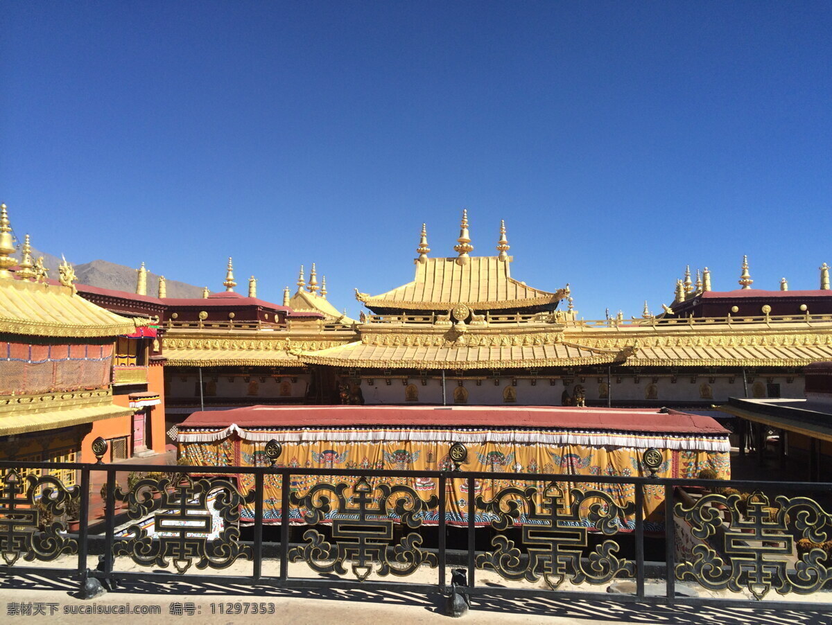 大召寺屋顶 拉萨 大召寺 屋顶 西藏 空镜 旅游摄影 国内旅游