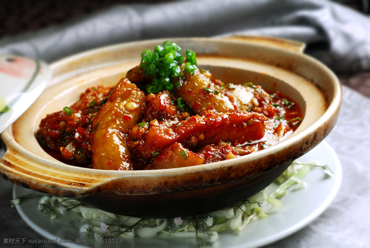 鱼 香 茄子 煲 鱼香茄子煲 中国传统美食 家常菜 小吃 美食素材 餐饮美食 食物原料