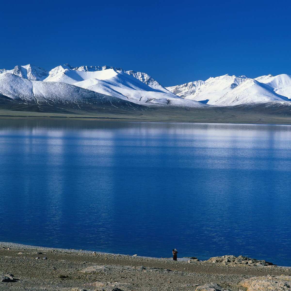 雪山 风景 高原 湖水 蓝天 生活 旅游餐饮