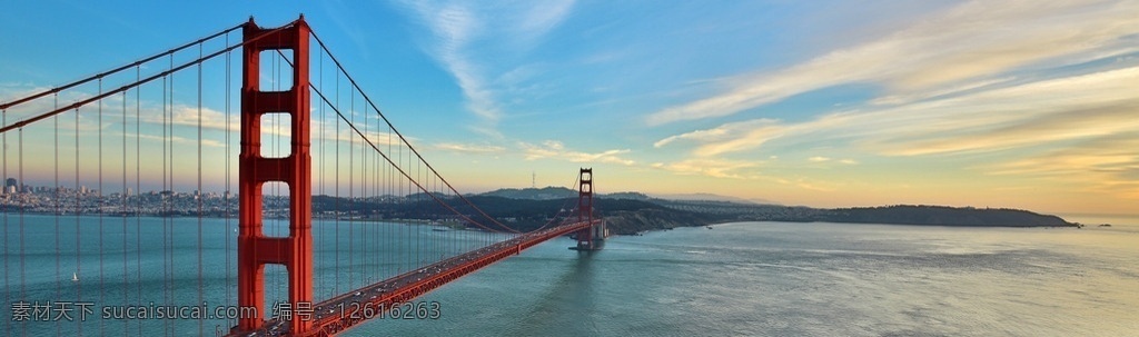 金门大桥 城市 自然 风景 景观 风光 美国 洛杉矶 加利福尼亚 大桥 桥梁 天空 云彩 云层 多云 白云 蓝天 远山 山峦 群山 山岭 大海 海面 海景 海水 全景 建筑 旅游摄影 国外旅游